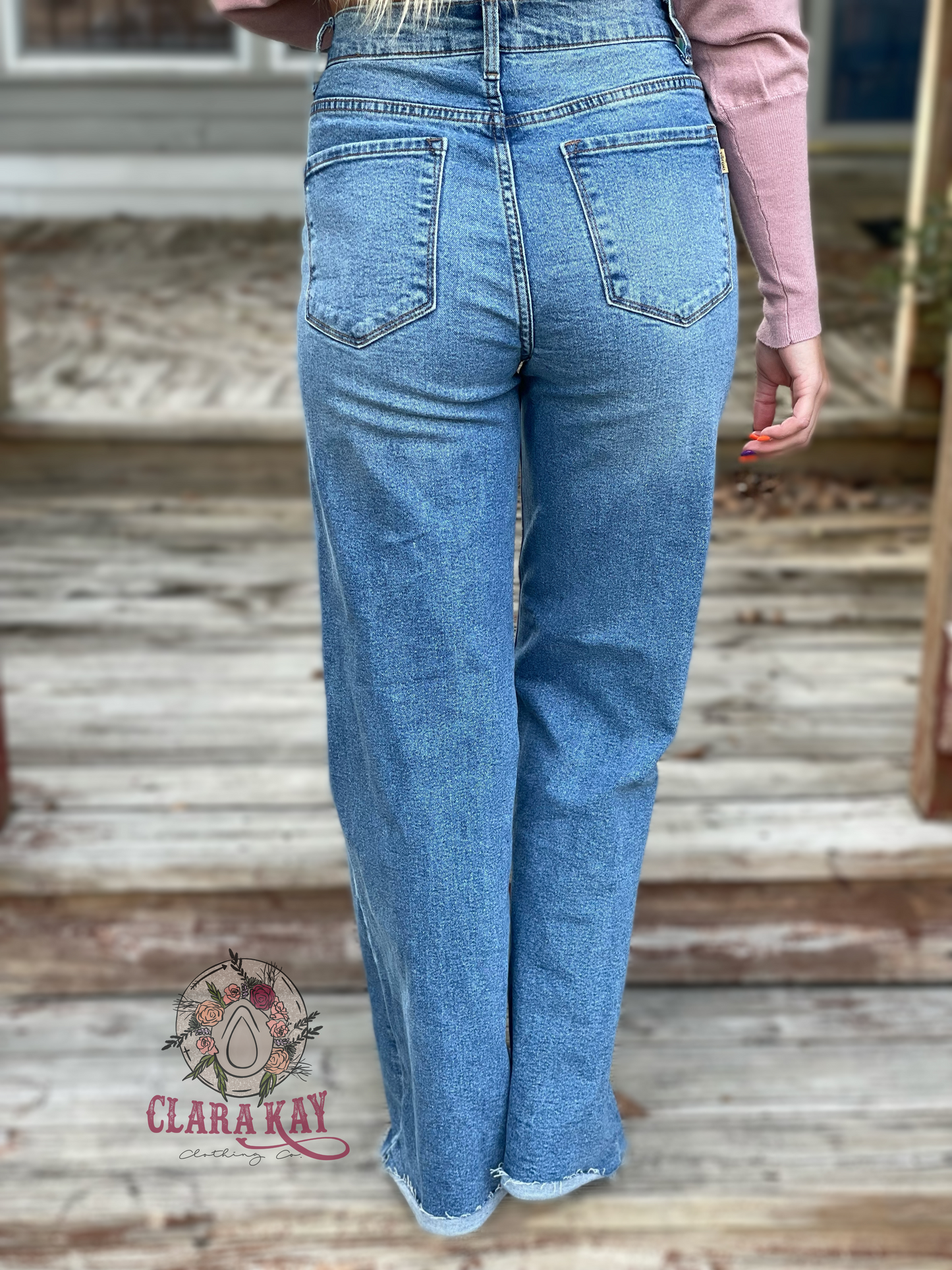 Distressed Wide Leg Jeans
