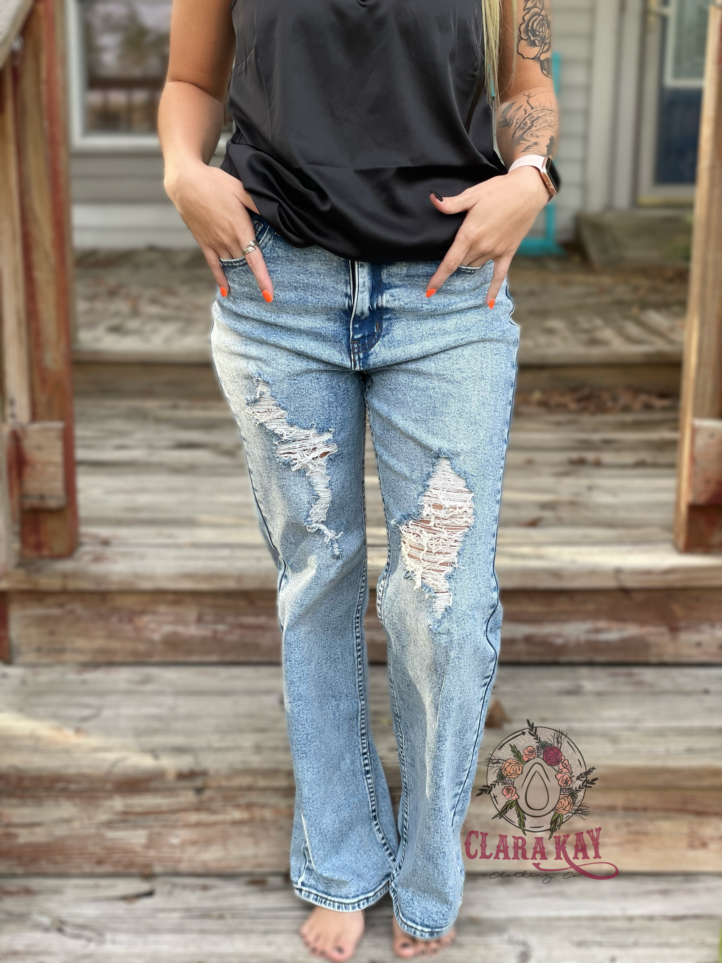Acid Wash Wide-Cut Straight Leg Jeans